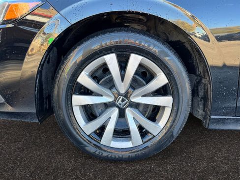 Used 2022 Honda Civic LX image 14