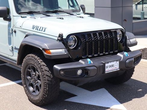 Used 2023 Jeep Wrangler Unlimited w/ Cold Weather Group AWD/4WD image 4