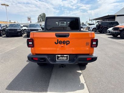 New 2026 Jeep Gladiator Sport