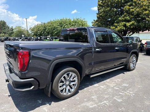 Used 2024 GMC Sierra 1500 Denali w/ Denali Reserve Package AWD/4WD image 3