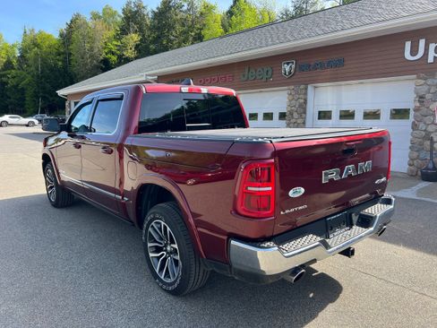 Used 2025 RAM 1500 Limited AWD/4WD image 7
