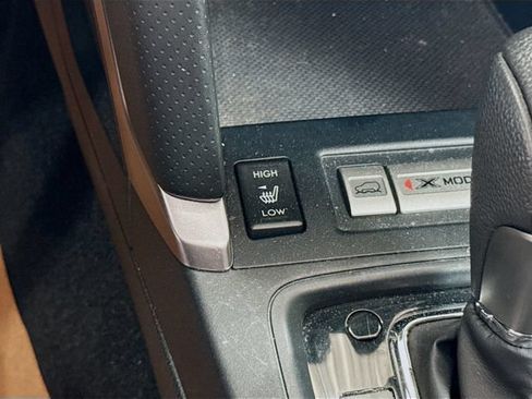 Used 2018 Subaru Forester 2.5i Touring AWD/4WD image 19