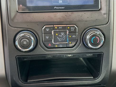 Used 2014 Ford F150 XLT w/ Equipment Group 302A Luxury AWD/4WD image 14