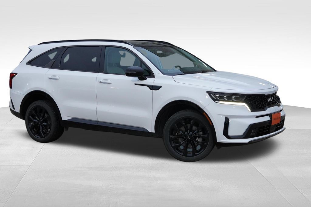 Used 2023 Kia Sorento SX AWD/4WD image 2