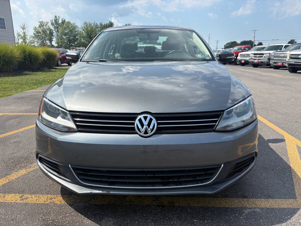 Used 2014 Volkswagen Jetta SE FWD image 3