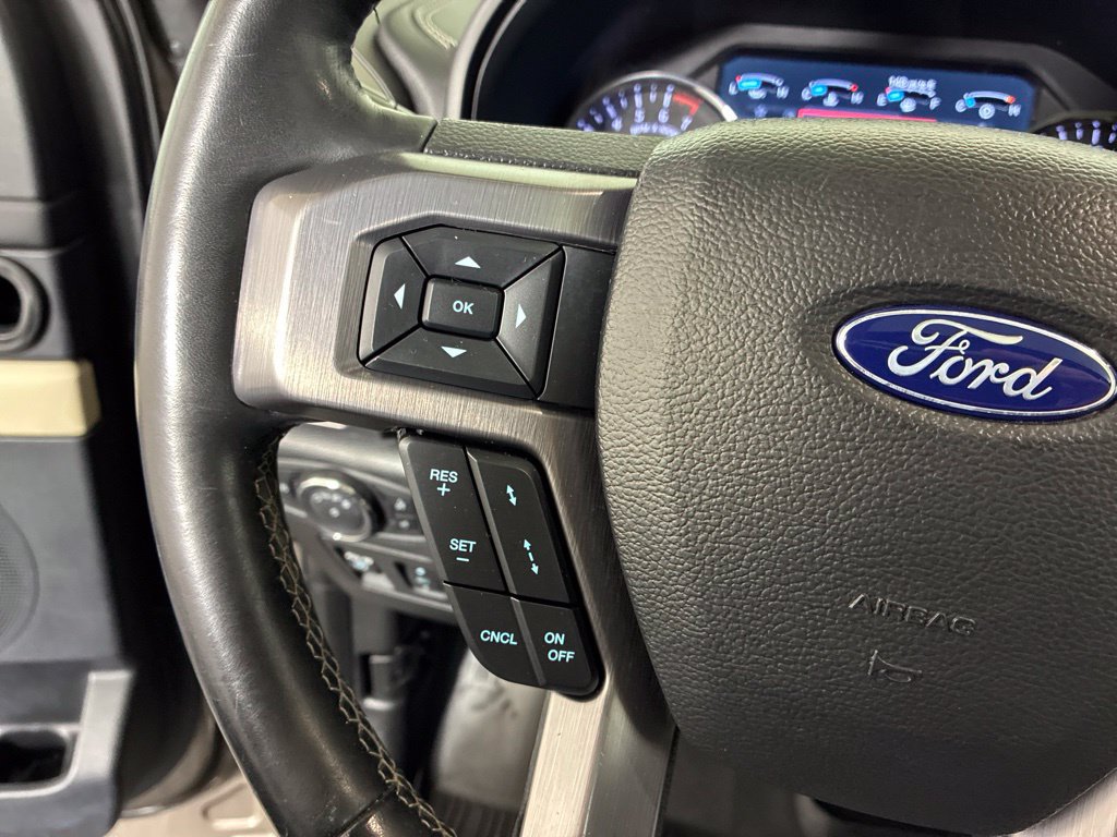 Used 2019 Ford Expedition Max Platinum RWD image 16