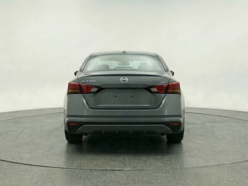 Used 2025 Nissan Altima 2.5 SV image 7