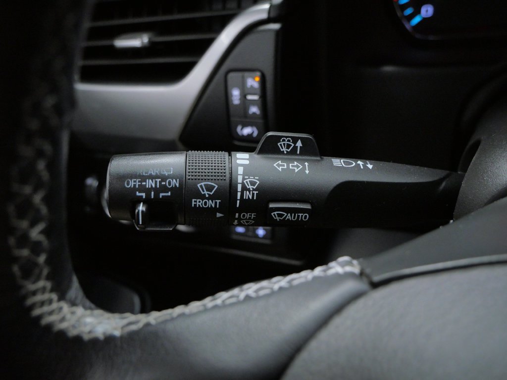 Used 2019 Chevrolet Suburban Premier AWD/4WD image 25
