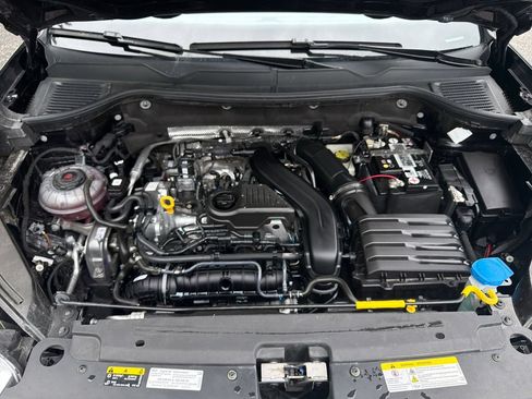 Used 2023 Volkswagen Taos S FWD image 38