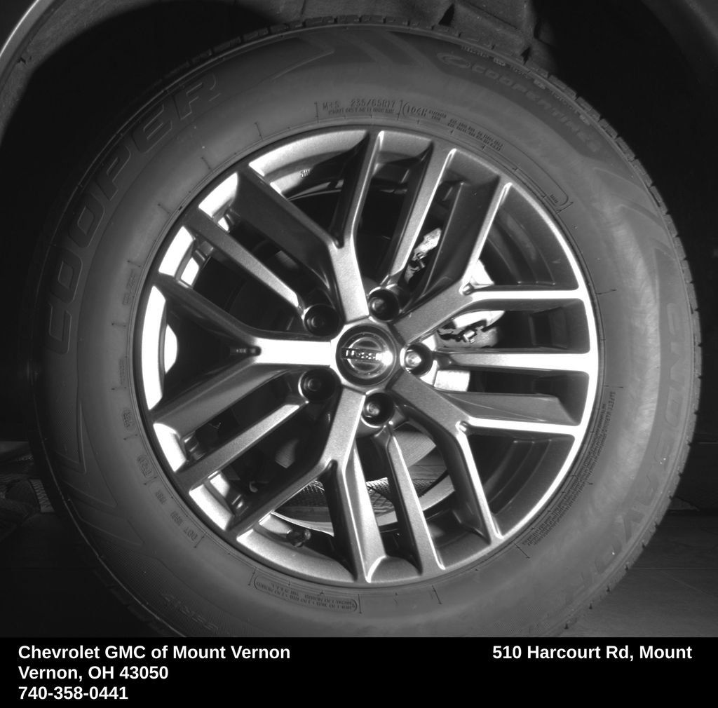 Used 2021 Nissan Rogue S AWD/4WD image 16