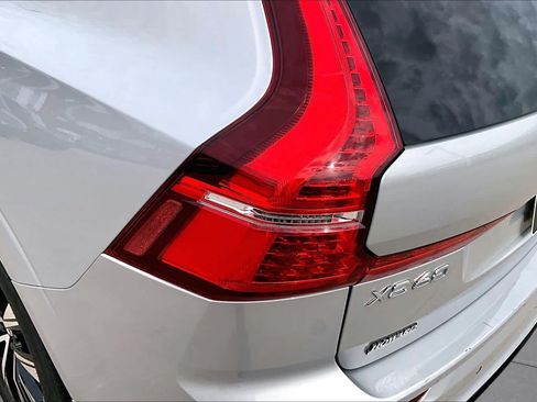 Used 2025 Volvo XC60 B5 Plus AWD/4WD image 28