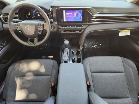 Used 2026 Toyota Camry LE w/ Convenience Package FWD image 24