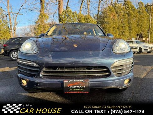 Used 2011 Porsche Cayenne S image 9