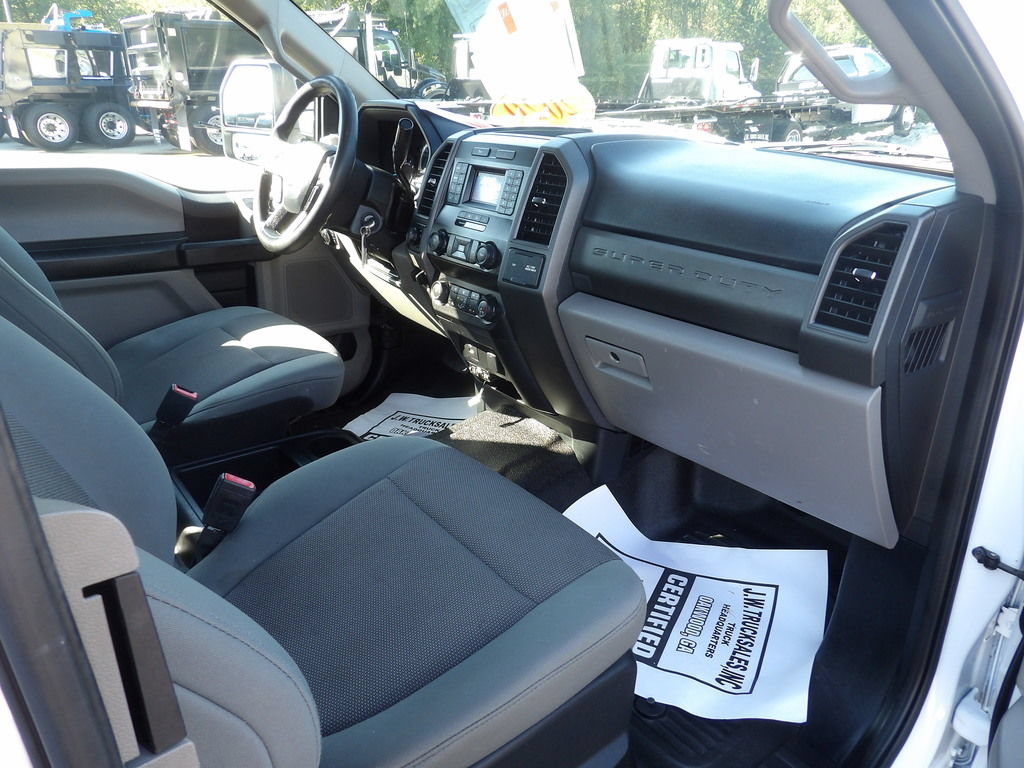 Used 2020 Ford F350 XL w/ Power Equipment Group RWD image 38