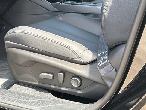 New 2026 Subaru Outback Premium AWD/4WD image 16