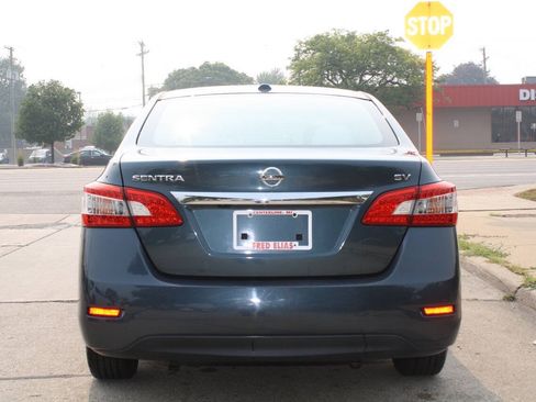 Used 2015 Nissan Sentra SV w/ Cold Weather Package FWD image 5