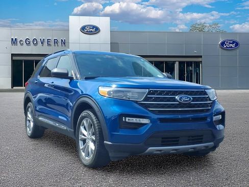 Used 2022 Ford Explorer XLT AWD/4WD image 4