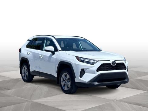 Used 2025 Toyota RAV4 XLE w/ Convenience Package AWD/4WD image 2