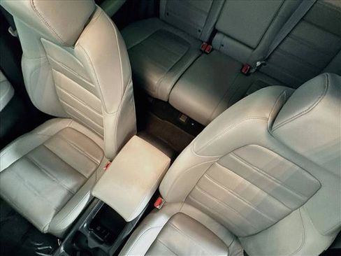 Used 2018 Honda CR-V Touring image 20