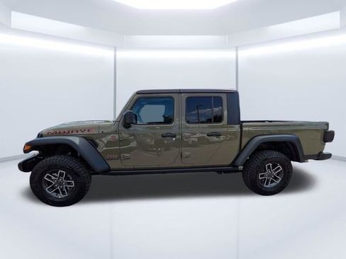 Used 2026 Jeep Gladiator Mojave AWD/4WD image 7