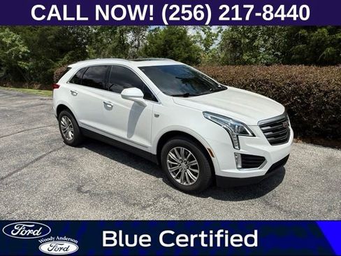 Used 2017 Cadillac XT5 Luxury w/ Driver Awareness Package FWD image 5