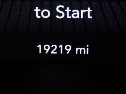 Used 2019 Dodge Challenger SRT Hellcat Redeye image 17