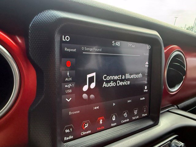 Used 2019 Jeep Wrangler Unlimited Rubicon w/ Dual Top Group AWD/4WD image 25