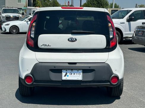 Used 2015 Kia Soul + FWD image 5