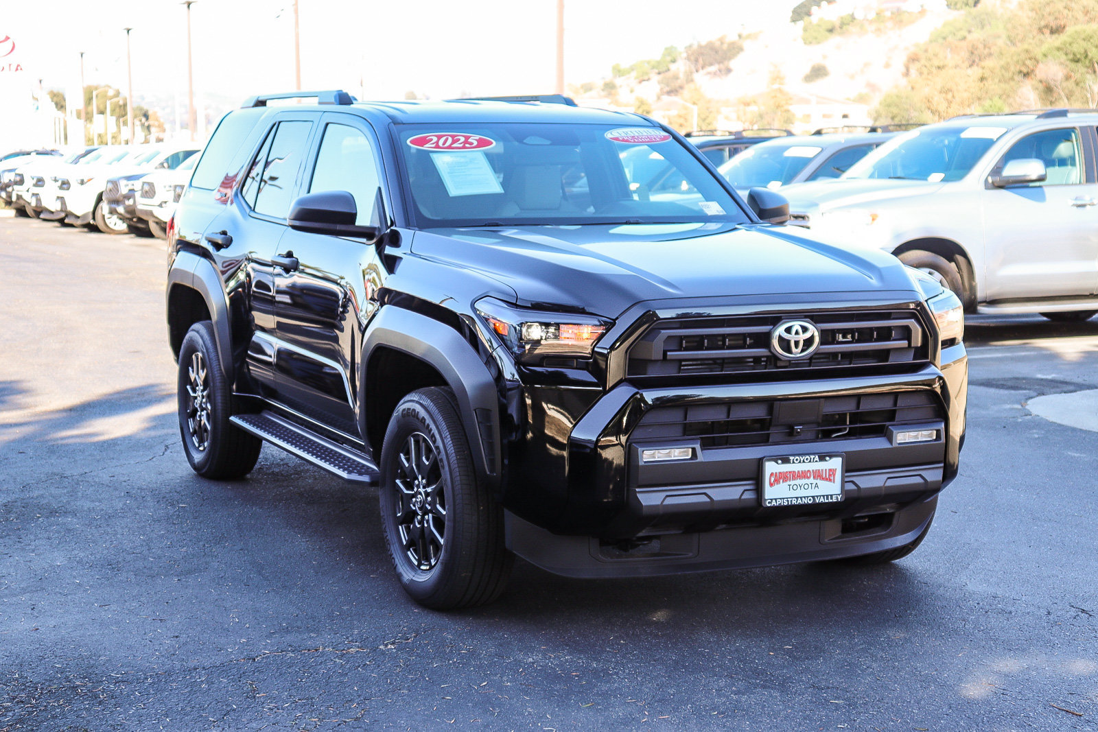 Certified 2025 Toyota 4Runner SR5 AWD/4WD image 2