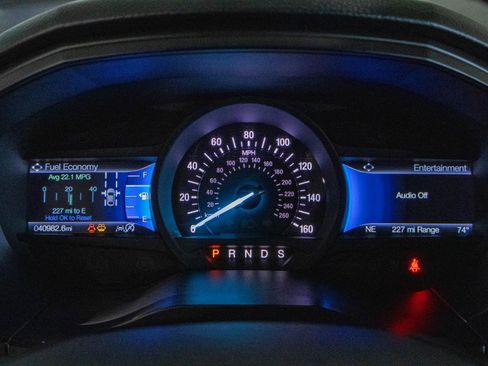 Used 2024 Ford Edge Titanium image 14