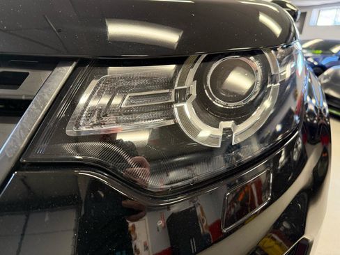 Used 2019 Land Rover Discovery Sport HSE AWD/4WD image 20