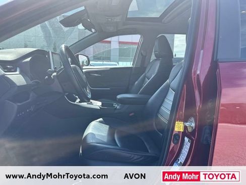 Used 2021 Toyota RAV4 XLE Premium AWD/4WD image 10