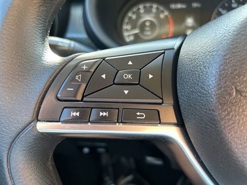 Used 2024 Nissan Kicks SV image 24