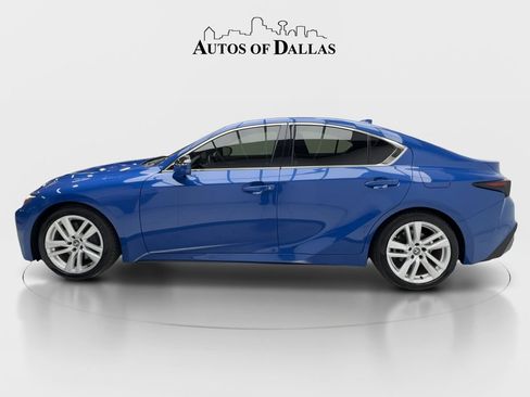 Used 2024 Lexus IS 300 w/ Comfort Package RWD image 5