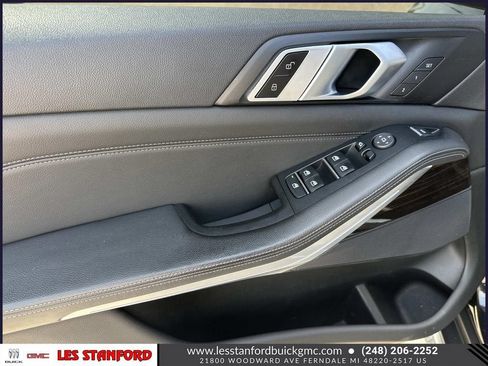 Used 2019 BMW X5 xDrive40i w/ Convenience Package AWD/4WD image 17