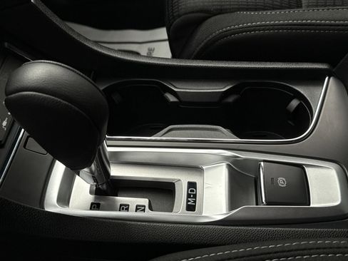 Used 2023 Subaru Ascent Premium image 22