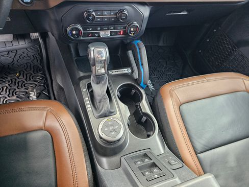 Used 2023 Ford Bronco Outer Banks image 23