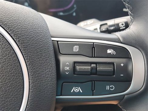 Certified 2023 Kia Sportage EX image 19