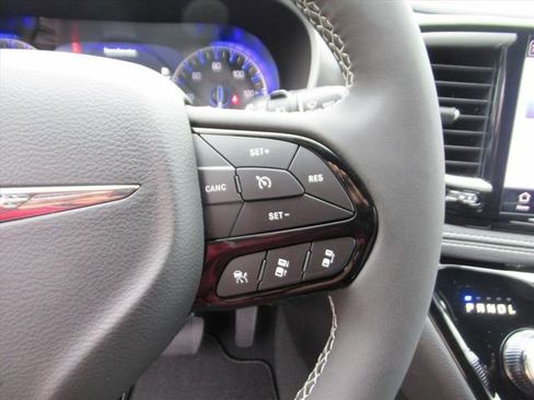 New 2026 Chrysler Pacifica Select w/ S Appearance Package FWD image 20