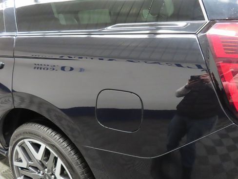 Used 2025 Ford Expedition Platinum w/ Platinum Ultimate Package image 50