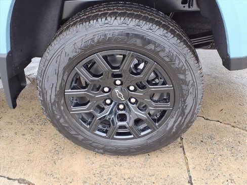 New 2026 Chevrolet Colorado W/T image 6