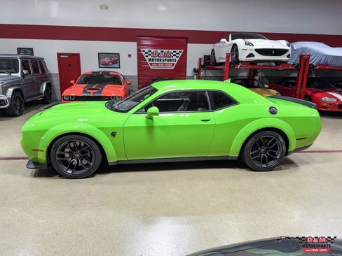 Used 2023 Dodge Challenger SRT Hellcat w/ Plus Package image 2