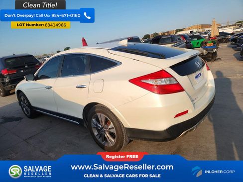 Used 2015 Honda Crosstour EX image 3