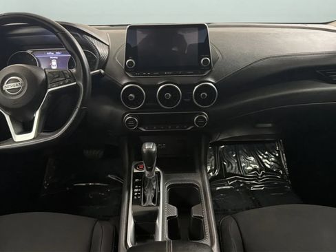 Used 2021 Nissan Sentra SV FWD image 15