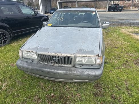 Used 1995 Volvo 850 Turbo image 2
