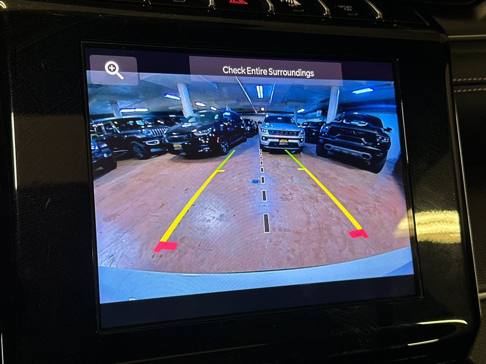 Used 2025 Jeep Grand Cherokee L Altitude AWD/4WD image 19