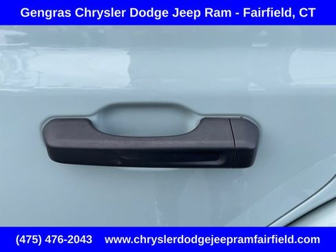 Used 2024 Jeep Wrangler Unlimited Sahara w/ Dual Top Group AWD/4WD image 38