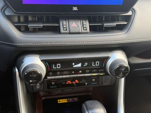 Used 2023 Toyota RAV4 Limited image 25