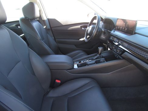 Used 2023 Honda Accord EX-L image 9