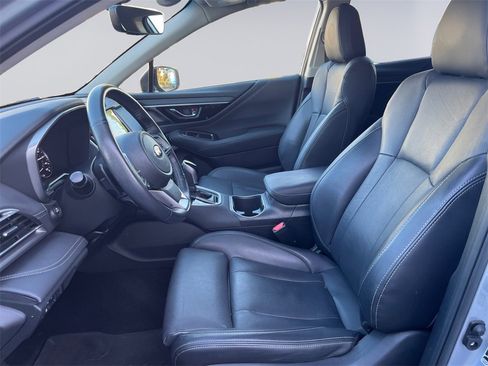 Used 2022 Subaru Outback Limited image 15